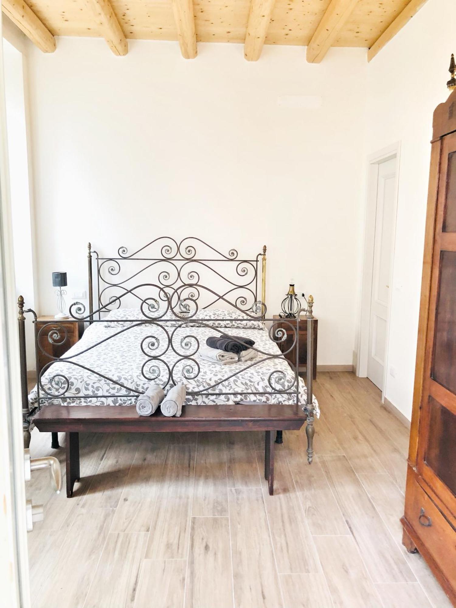 Casa Barteei Bed & Breakfast Monte Isola Ngoại thất bức ảnh